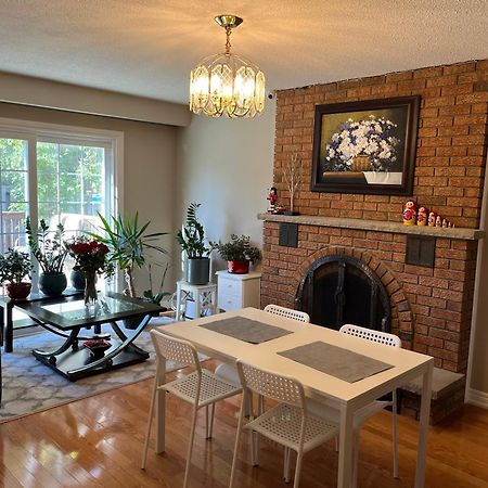 מיסיסאוגה Comfort Rooms Near Toronto Airport מראה חיצוני תמונה