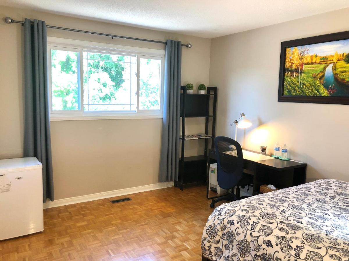 מיסיסאוגה Comfort Rooms Near Toronto Airport מראה חיצוני תמונה